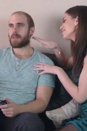 Jangan Main Game Mulu sayang Mending Bercumbu - Poster